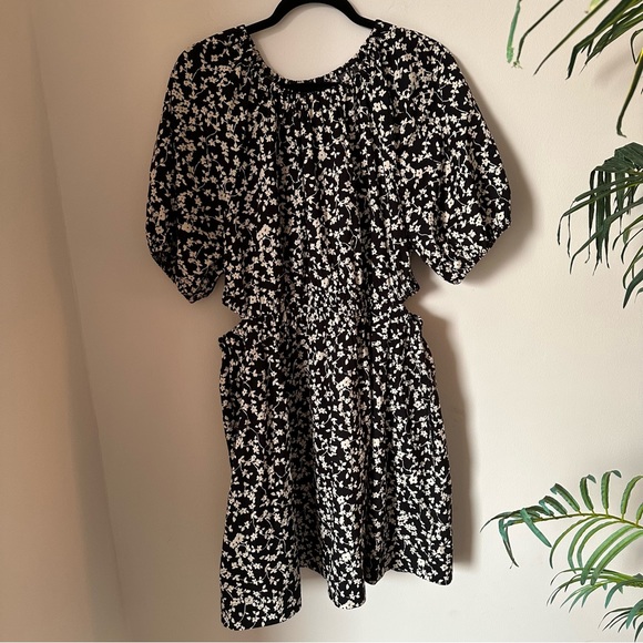 Old Navy women’s waist defined puff sleeve cotton side cut out mini dress black - Picture 4 of 8